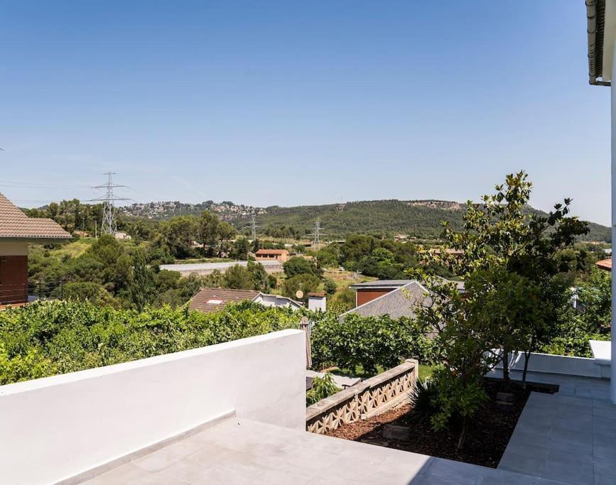 20 Min From Bcn- Charming House W/ Pool & Bbq Area Βίλα Cervelló Εξωτερικό φωτογραφία