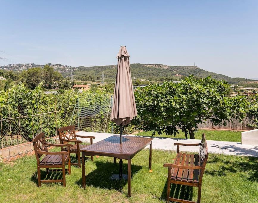 20 Min From Bcn- Charming House W/ Pool & Bbq Area Βίλα Cervelló Εξωτερικό φωτογραφία