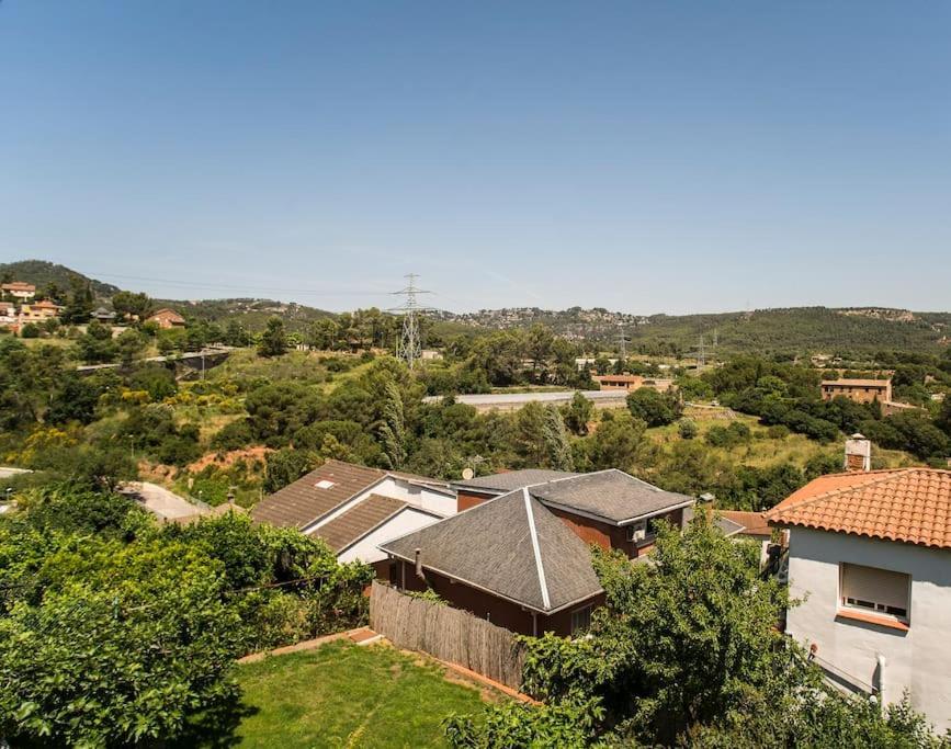 20 Min From Bcn- Charming House W/ Pool & Bbq Area Βίλα Cervelló Εξωτερικό φωτογραφία