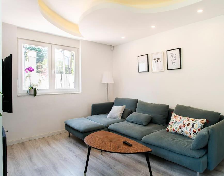 20 Min From Bcn- Charming House W/ Pool & Bbq Area Βίλα Cervelló Εξωτερικό φωτογραφία